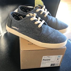 TOMS Paseo Movember Grey Wool. New with tag.